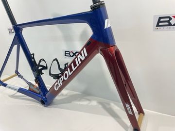 Cipollini MCM Disc Frameset Frameset 2024 Road & Gravel usato, Blu — immagine 4 di 5