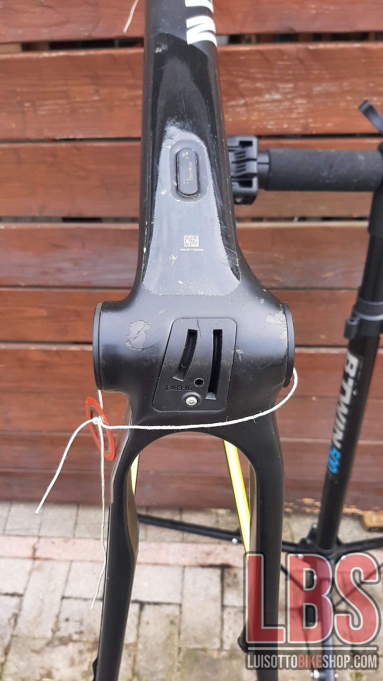Used Canyon Exceed CF SLX 9.0 Pro Race Team 2019 Frameset 2019 Mountainbike — image 20 of 21