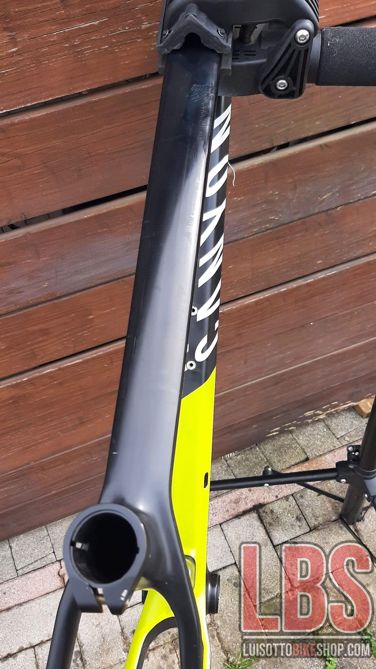 Used Canyon Exceed CF SLX 9.0 Pro Race Team 2019 Frameset 2019 Mountainbike — image 9 of 21
