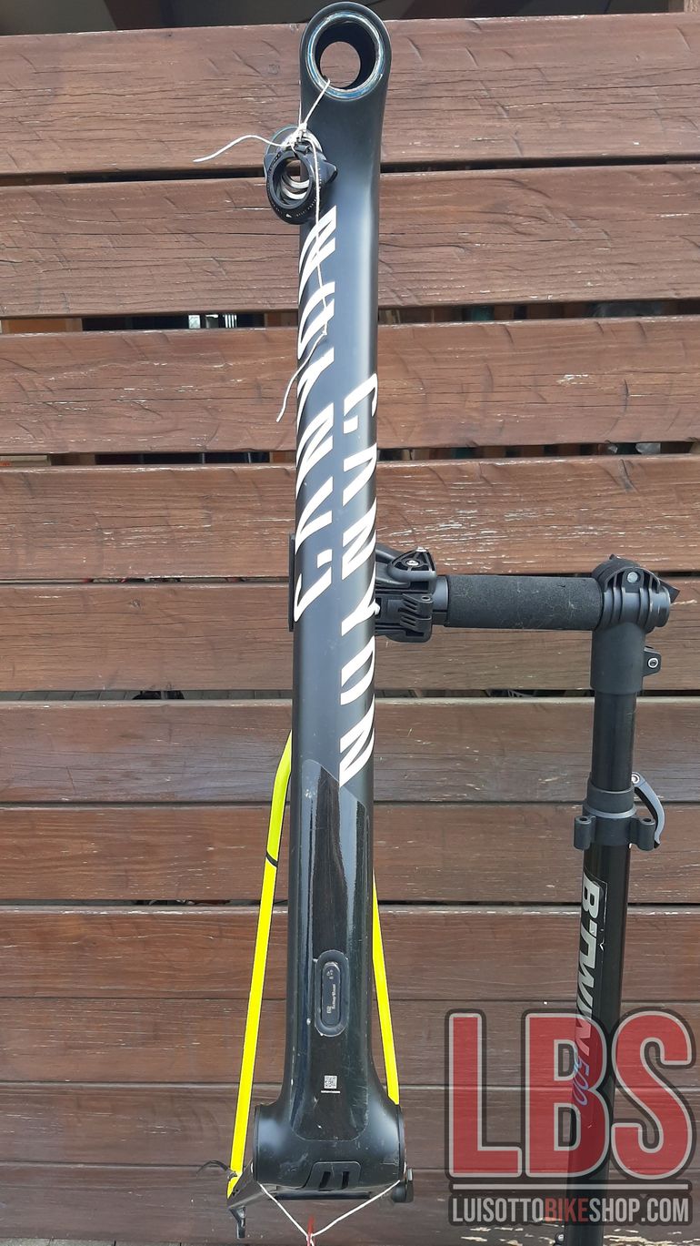Used Canyon Exceed CF SLX 9.0 Pro Race Team 2019 Frameset 2019 Mountainbike — image 17 of 21