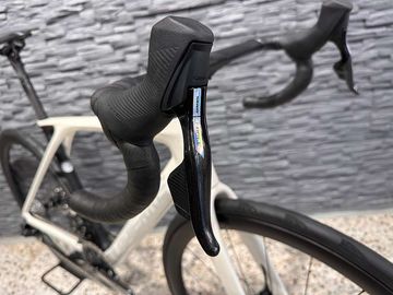 Brugt Lapierre Xelius SL 8.0 AXS 2024 2024 Road & Gravel — billede 8 af 9