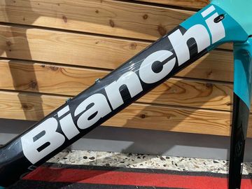 Used Bianchi Oltre XR4 Frameset Frameset 2023 Road & Gravel, Green — image 5 of 5