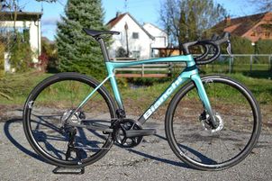 Bianchi - SPECIALISSIMA PRO Ultegra Di2, 2024