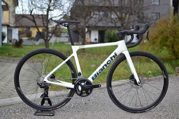 Bianchi - Sprint Shimano 105, 2024