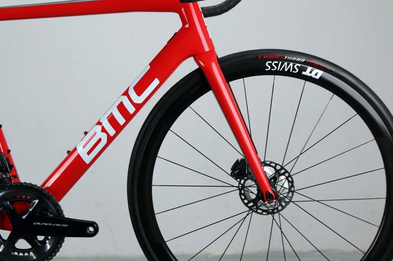 Used BMC TEAMMACHINE SLR01 DISC CARBON DURA ACE Di2 Road & Gravel — image 8 of 13