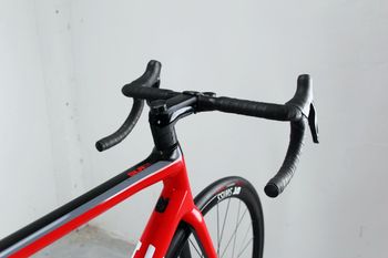 Used BMC TEAMMACHINE SLR01 DISC CARBON DURA ACE Di2 Road & Gravel — image 10 of 13