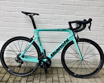 Used Bianchi Aria Ultegra 2019 2019 Road & Gravel, Blue — image 1 of 3