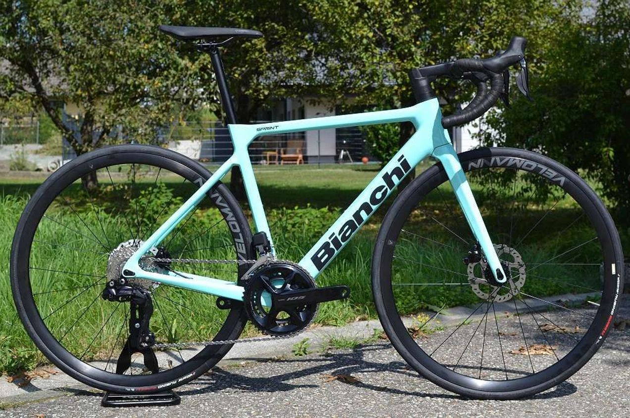 Bianchi Sprint 105 Di2 used in 59 cm Black Friday Deals buycycle Romania