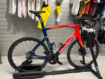 Pinarello - DOGMA F DURA ACE Di2 Disc 2023, 2023