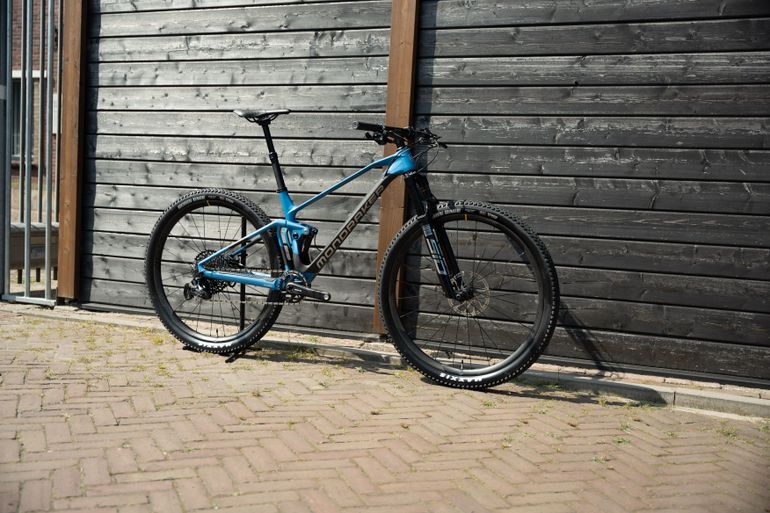Brugt Mondraker F-PODIUM CARBON DC R 2023 2023 Mountainbike — billede 3 af 4