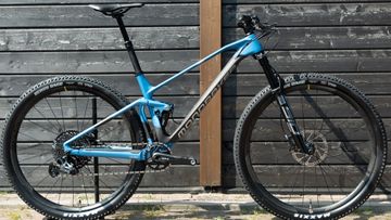 Brugt Mondraker F-PODIUM CARBON DC R 2023 2023 Mountainbike — billede 1 af 4