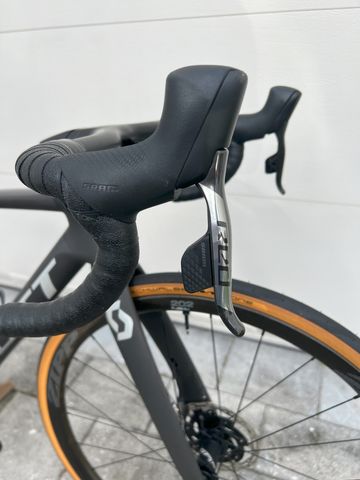 Used Scott Addict RC Ultimate 2023 2023 Road & Gravel, Black — image 6 of 31