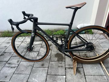Used Scott Addict RC Ultimate 2023 2023 Road & Gravel, Black — image 31 of 31