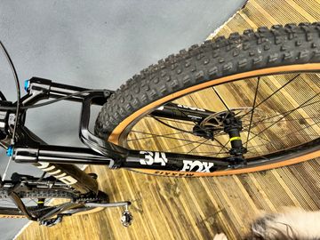 Used BMC Fourstroke 2022 Mountainbike, Black — image 3 of 5