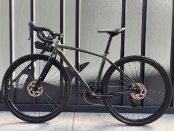 Used Bianchi Impulso Allroad GRX 820 2025 2025 Road & Gravel, Green — image 2 of 8