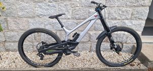 YT Industries - Tues Pro Race 29 2022, 2022