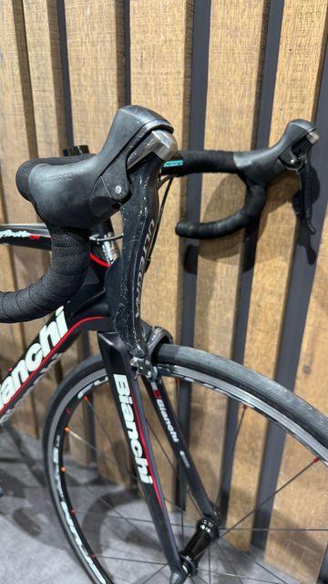 Brugt Bianchi Infinito CV Ultegra 2012 Road & Gravel — billede 9 af 17