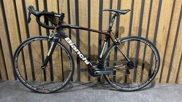 Brugt Bianchi Infinito CV Ultegra 2012 Road & Gravel — billede 13 af 17