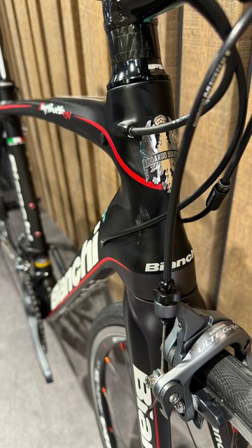 Brugt Bianchi Infinito CV Ultegra 2012 Road & Gravel — billede 11 af 17