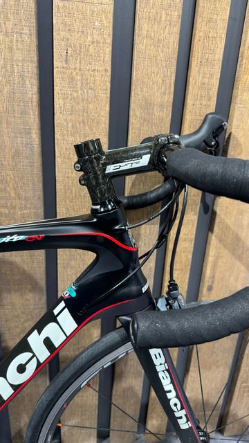 Brugt Bianchi Infinito CV Ultegra 2012 Road & Gravel — billede 6 af 17