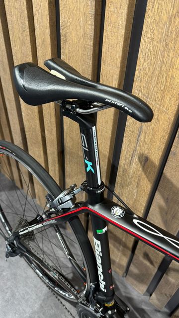 Brugt Bianchi Infinito CV Ultegra 2012 Road & Gravel — billede 5 af 17