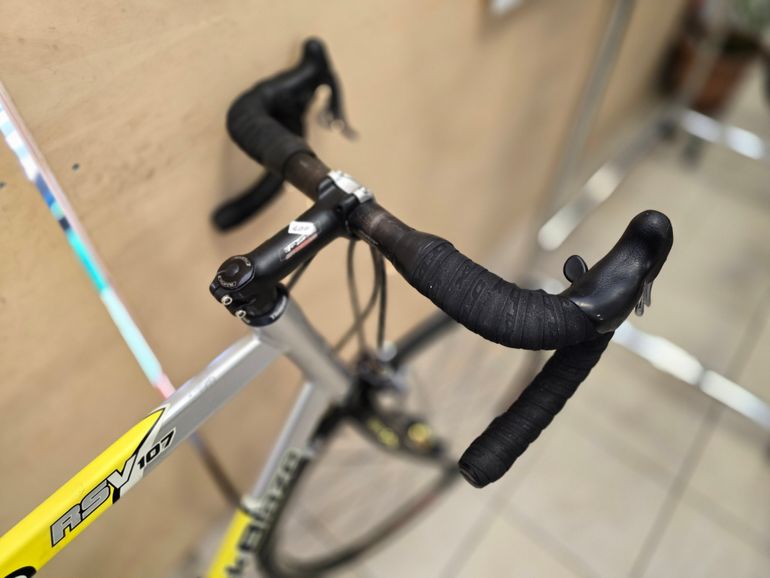 Used Chiru X-root ShockBlaze RSV107 2000 Road & Gravel, Red — image 6 of 7