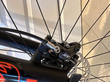 Brugt CUBE stereo 160 C:62 Race 27.5 2016 2016 Mountainbike — billede 6 af 11