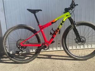 Trek - Supercaliber 9.8 XT 2022, 2022