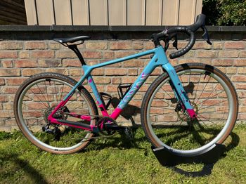 Used Canyon Grizl CF SL 7 Throwback 2023 2023 Road & Gravel