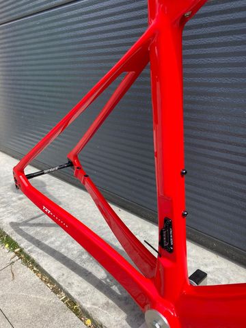 Cipollini MCM Frameset Disc 2021 2021 Road & Gravel usato, Rosso — immagine 8 di 10