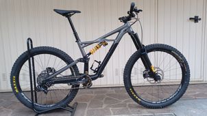 Specialized - Enduro Comp 650b 2017, 2017