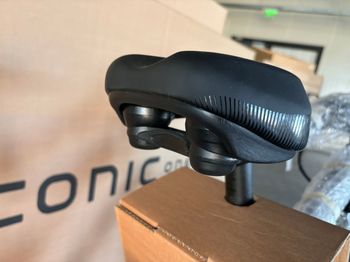 Used Econic One urban 2023 Road & Gravel, Black — image 11 of 27