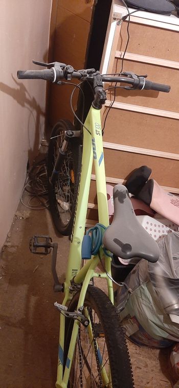 Used ROCKRIDER 27.5" Mountain Bike ST 100 2021 Mountainbike — image 1 of 3