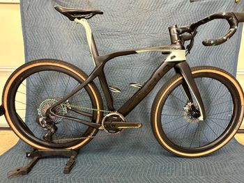 Pinarello - GREVIL+, 2020