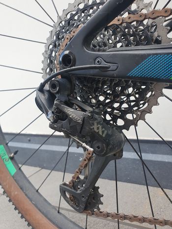 Used Scott Spark 900 Ultimate 2017 2017 Mountainbike, Negro — image 3 of 5