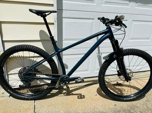 Specialized - Fuse Sport 27.5 2023, 2023