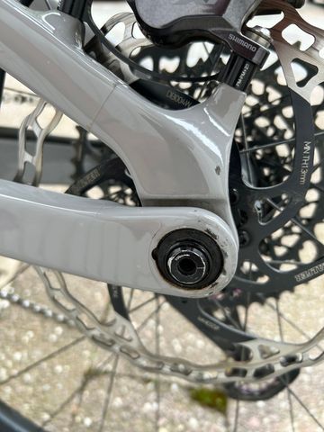 Orbea RALLON M10 2022 2022 Mountainbike usato, Grigio chiaro — immagine 4 di 4