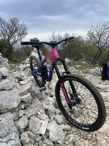 Used Norco Shore 2 2021 Mountainbike, Purple — image 4 of 6