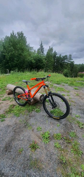 Used Propain Spindrift Race 2018 2018 Mountainbike, Orange, 27.5 — image 4 of 7