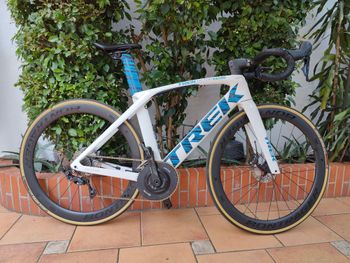 Trek - Madone SLR 6 Disc 2020, 2020