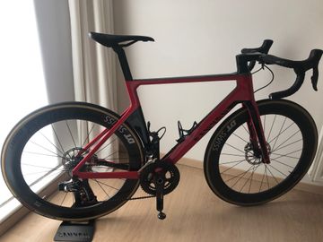 Used Canyon Aeroad CF SLX 9.0 SL 2018 Road & Gravel, Red — image 1 of 10