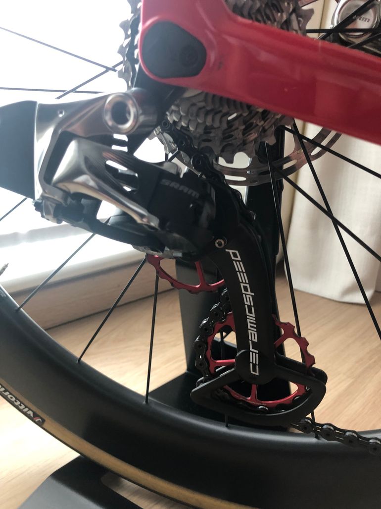 Used Canyon Aeroad CF SLX 9.0 SL 2018 Road & Gravel, Red — image 6 of 10