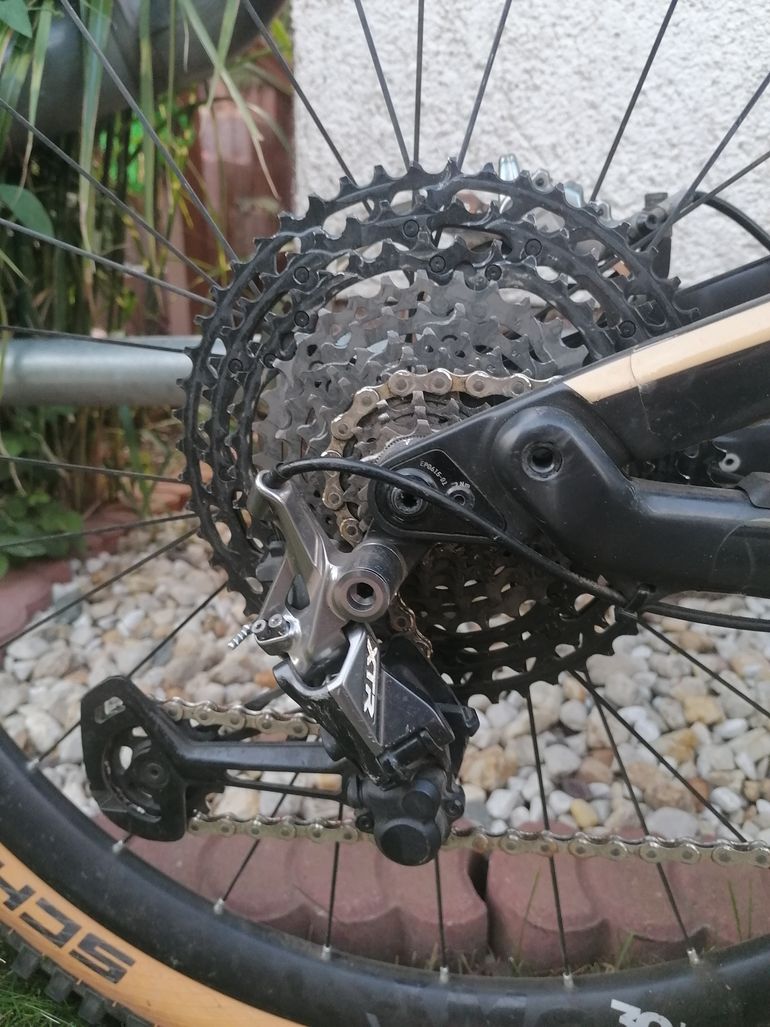 Used Canyon Spectral CFR 9.0 SL 2020 Mountainbike, Black — image 6 of 11