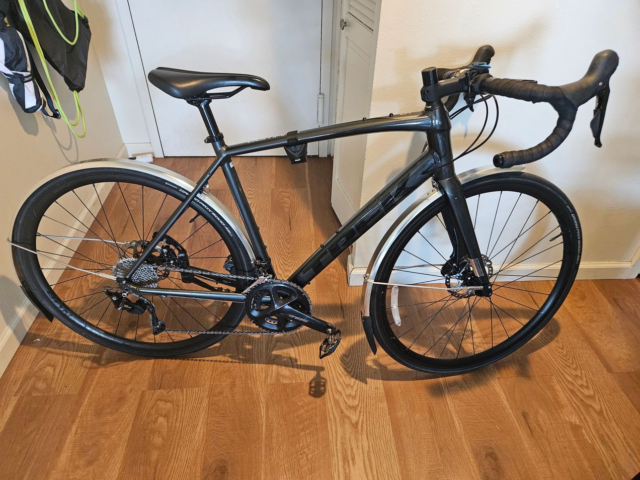 Trek Domane AL 5 Disc gebruikt in 56 cm buycycle Nederland