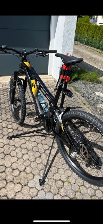 Used Lapierre Overvolt AM 7.6 2021 2021 Mountainbike, Black, 27.5 — image 4 of 11
