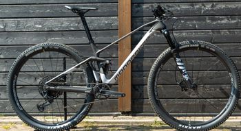 Mondraker - F-PODIUM CARBON 2022, 2022