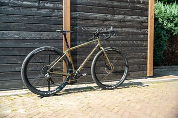 Used Kona Sutra LTD 2023 2023 Road & Gravel, Orange — image 3 of 4