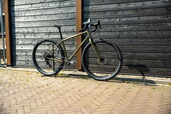 Used Kona Sutra LTD 2023 2023 Road & Gravel, Orange — image 2 of 4