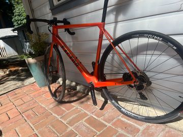 Used Factor 02 2018 Road & Gravel, Orange — image 2 of 5