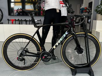 Trek - Madone SLR 7 AXS Gen 8 Project One, 2025